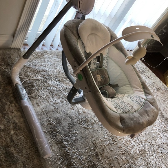 Baby swing new - Picture 2 of 2